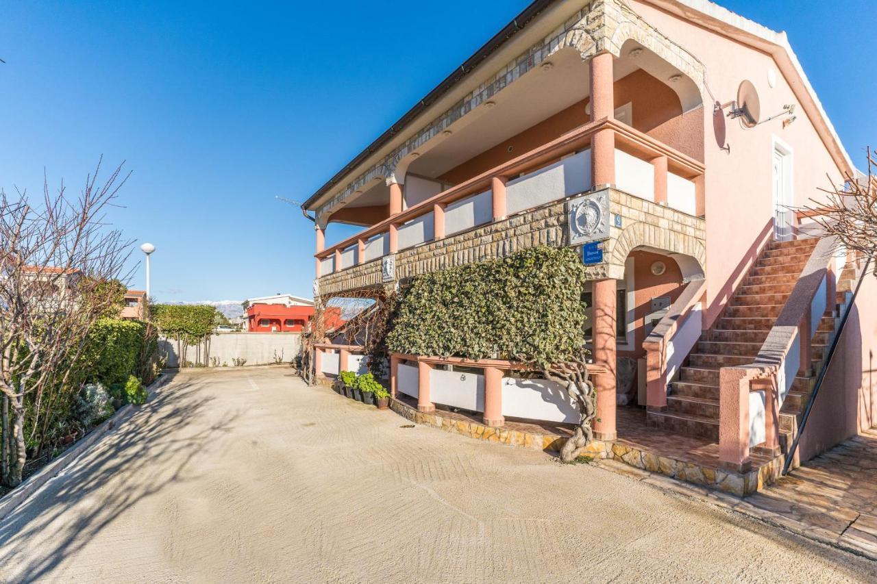 Apartmani Zarko Vir Exterior foto