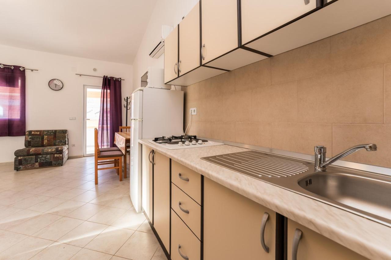 Apartmani Zarko Vir Exterior foto